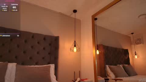 Snapshot of angelinarosss_ chatting on December 2024 02:22:01 PM online show from December 2024 02:22:01 PM