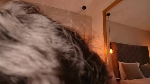 Snapshot of angelinarosss_ chatting on March 2025 11:31:02 PM online show from March 2025 11:31:02 PM