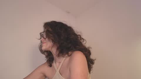   online show from April 2026 11:32:02 PM