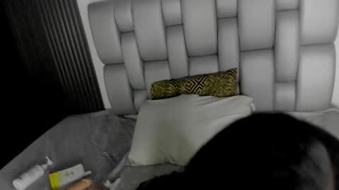 angeline_bleak online show from November 2025 12:02:02 PM