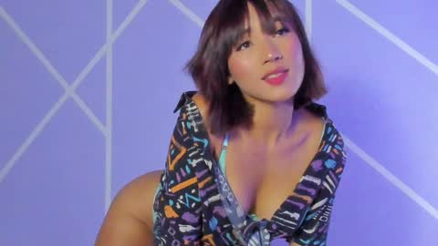 Snapshot of angelique_murphy chatting on January 2025 08:27:02 AM Angelique Murphy online show from January 2025 08:27:02 AM