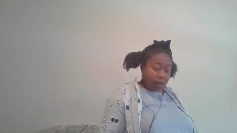 Snapshot of angeliquebelcaliz chatting on January 2025 02:39:01 PM angeliquebelcaliz online show from January 2025 02:39:01 PM