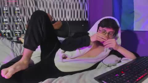 Snapshot of angelito18_twink chatting on March 2026 11:11:01 PM Angel online show from March 2026 11:11:01 PM