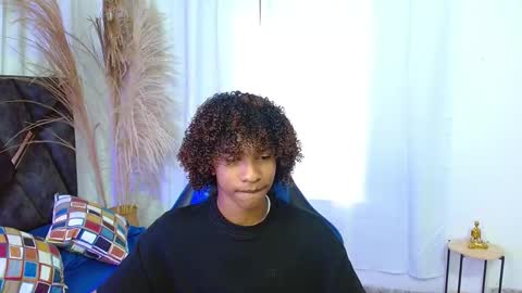 Snapshot of angell18_ chatting on November 2025 08:45:01 PM Angel online show from November 2025 08:45:01 PM