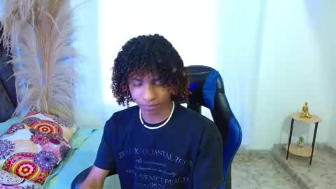 Snapshot of angell18_ chatting on May 2026 09:10:02 PM Angel online show from May 2026 09:10:02 PM