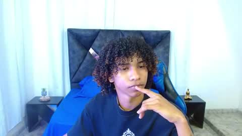 Snapshot of angell18_ chatting on June 2026 09:05:02 PM Angel online show from June 2026 09:05:02 PM