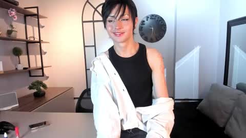 Angell Dust online show from October 2025 12:35:02 AM