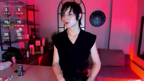 Angell Dust online show from November 2025 03:49:02 AM