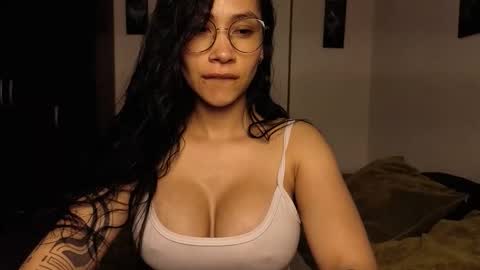  ANGELA ISABELLA  online show from February 2026 04:55:01 PM