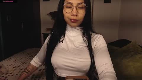  ANGELA ISABELLA  online show from April 2026 12:31:01 AM