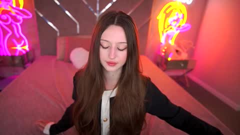 Snapshot of angellblush chatting on September 2025 01:35:02 PM AngelBlush online show from September 2025 01:35:02 PM