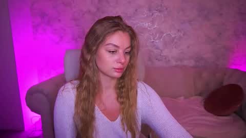 Snapshot of angelleyess chatting on September 2025 11:39:02 PM angelleyess online show from September 2025 11:39:02 PM