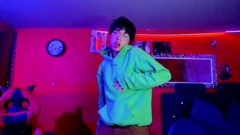 Angel  online show from March 2025 05:43:02 AM