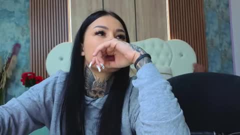 angellys online show from May 2026 03:01:01 AM