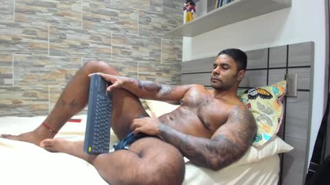 Snapshot of angelo_evans33 chatting on January 2025 04:19:01 AM angelo_evans33 online show from January 2025 04:19:01 AM