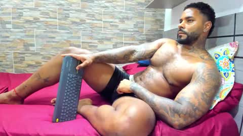 angelo_evans33 online show from February 2026 11:31:02 PM