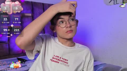 Angelo I work from home this is my room  online show from January 2025 09:26:02 AM