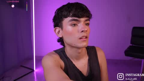 Angelo I work from home this is my room  online show from March 2026 03:33:01 AM