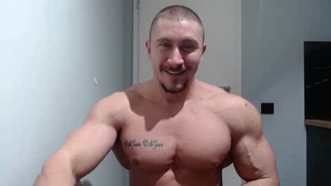 Snapshot of angelofit chatting on December 2024 08:50:01 PM ------- SEX SHOW WITH GUYS AND GIRLS MUSCLE SHOW online show from December 2024 08:50:01 PM