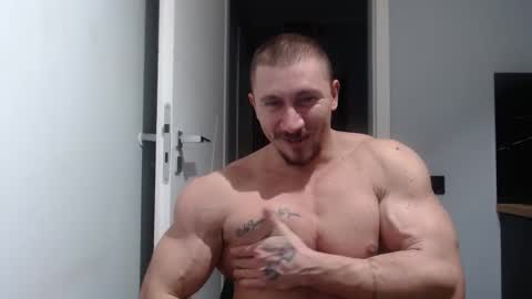 Snapshot of angelofit chatting on December 2024 08:01:02 PM ------- SEX SHOW WITH GUYS AND GIRLS MUSCLE SHOW online show from December 2024 08:01:02 PM
