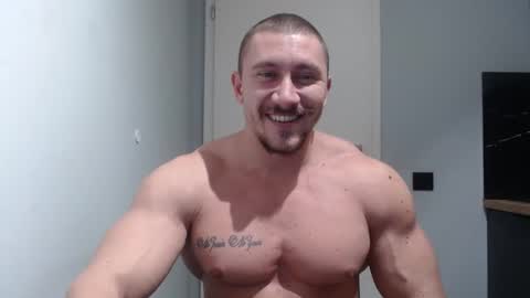 Snapshot of angelofit chatting on December 2024 11:54:01 PM ------- SEX SHOW WITH GUYS AND GIRLS MUSCLE SHOW online show from December 2024 11:54:01 PM