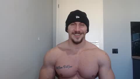 Snapshot of angelofit chatting on January 2025 01:01:01 PM ------- SEX SHOW WITH GUYS AND GIRLS MUSCLE SHOW online show from January 2025 01:01:01 PM
