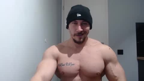 Snapshot of angelofit chatting on January 2025 07:28:02 PM ------- SEX SHOW WITH GUYS AND GIRLS MUSCLE SHOW online show from January 2025 07:28:02 PM