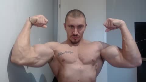 Snapshot of angelofit chatting on February 2025 06:51:02 AM ------- SEX SHOW WITH GUYS AND GIRLS MUSCLE SHOW online show from February 2025 06:51:02 AM