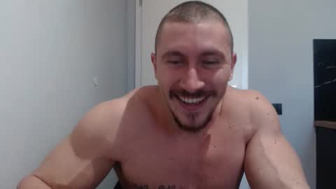 Snapshot of angelofit chatting on February 2025 12:27:01 PM ------- SEX SHOW WITH GUYS AND GIRLS MUSCLE SHOW online show from February 2025 12:27:01 PM