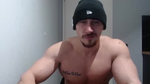 Snapshot of angelofit chatting on February 2025 10:15:01 PM ------- SEX SHOW WITH GUYS AND GIRLS MUSCLE SHOW online show from February 2025 10:15:01 PM