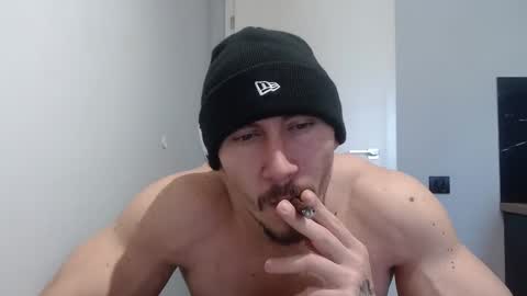 Snapshot of angelofit chatting on February 2025 10:02:01 AM ------- SEX SHOW WITH GUYS AND GIRLS MUSCLE SHOW online show from February 2025 10:02:01 AM