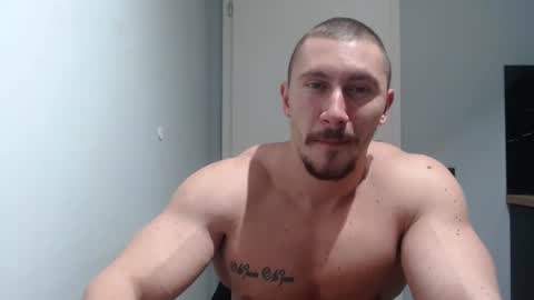Snapshot of angelofit chatting on February 2025 09:17:01 PM ------- SEX SHOW WITH GUYS AND GIRLS MUSCLE SHOW online show from February 2025 09:17:01 PM