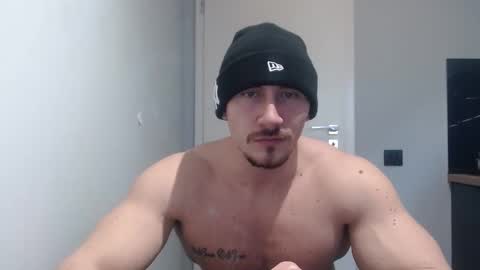Snapshot of angelofit chatting on February 2025 03:14:02 PM ------- SEX SHOW WITH GUYS AND GIRLS MUSCLE SHOW online show from February 2025 03:14:02 PM