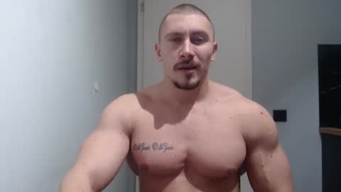 Snapshot of angelofit chatting on February 2025 06:19:01 PM ------- SEX SHOW WITH GUYS AND GIRLS MUSCLE SHOW online show from February 2025 06:19:01 PM