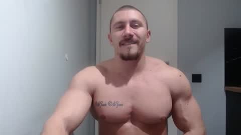 Snapshot of angelofit chatting on March 2025 11:14:01 PM ------- SEX SHOW WITH GUYS AND GIRLS MUSCLE SHOW online show from March 2025 11:14:01 PM