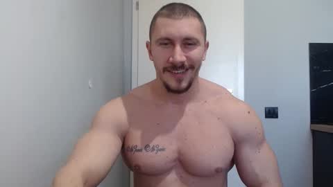 Snapshot of angelofit chatting on March 2025 11:38:02 AM ------- SEX SHOW WITH GUYS AND GIRLS MUSCLE SHOW online show from March 2025 11:38:02 AM