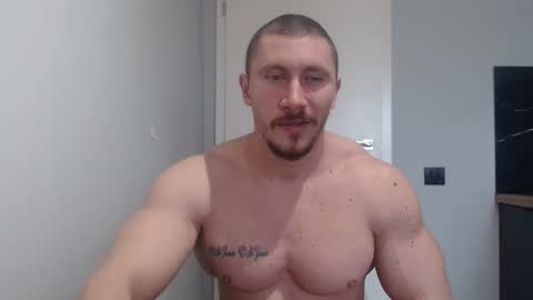 Snapshot of angelofit chatting on March 2025 08:52:01 AM ------- SEX SHOW WITH GUYS AND GIRLS MUSCLE SHOW online show from March 2025 08:52:01 AM