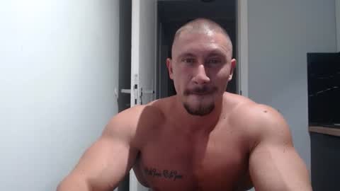 Snapshot of angelofit chatting on September 2025 03:55:02 PM ------- SEX SHOW WITH GUYS AND GIRLS MUSCLE SHOW online show from September 2025 03:55:02 PM