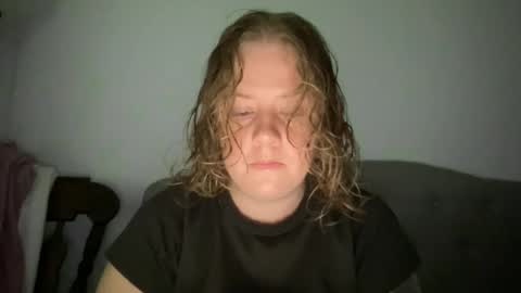 Snapshot of angeloflight273360 chatting on December 2025 12:43:02 PM Angel of Light online show from December 2025 12:43:02 PM