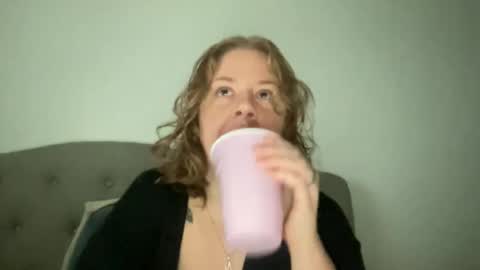 Snapshot of angeloflight273360 chatting on December 2025 01:50:02 PM Angel of Light online show from December 2025 01:50:02 PM