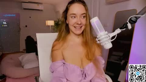 Angel online show from November 2025 07:23:02 PM