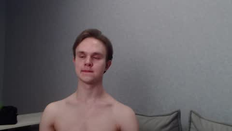 Angel online show from March 2025 09:04:02 PM