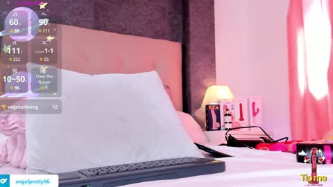 Angela online show from January 2025 05:01:01 PM