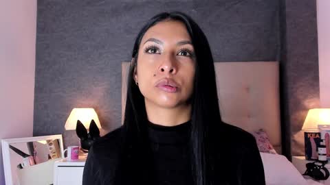 Angela online show from February 2025 12:55:01 PM