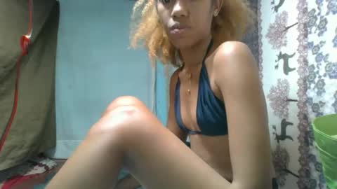 Snapshot of angeltta69 chatting on October 2025 08:12:01 AM angeltta69 online show from October 2025 08:12:01 AM