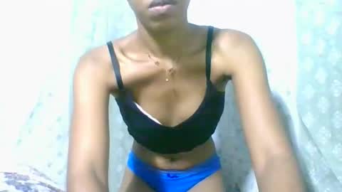 Snapshot of angeltta69 chatting on December 2025 02:05:02 AM angeltta69 online show from December 2025 02:05:02 AM