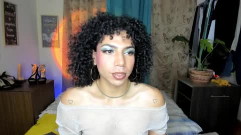 angelwhitte online show from April 2026 01:37:01 AM