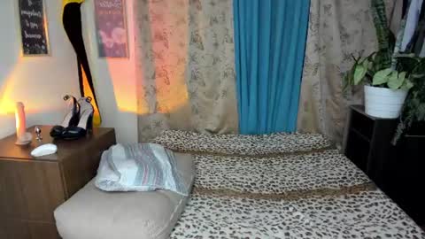 angelwhitte online show from June 2026 12:54:02 AM