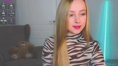  Im Chloe  i do FLASH BOOBS for new fan club online show from April 2026 11:43:02 PM
