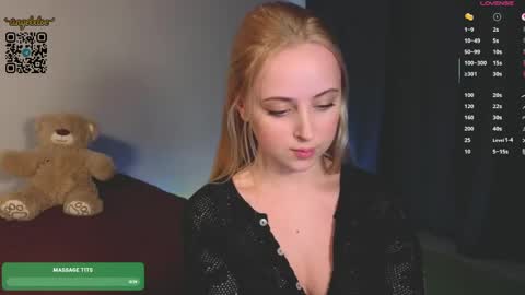  Im Chloe  i do FLASH BOOBS for new fan club online show from May 2026 02:40:01 AM